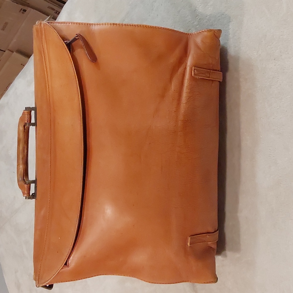 Vintage Genuine Distressed Tan Leather Portfolio Mens Briefcase - Picture 2 of 16